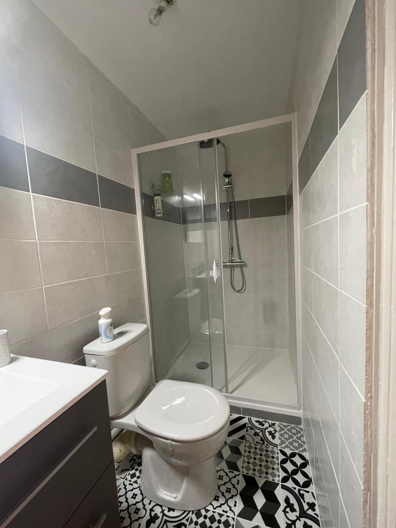 Appartement Coeur De Ville อองเชร์ ภายนอก รูปภาพ
