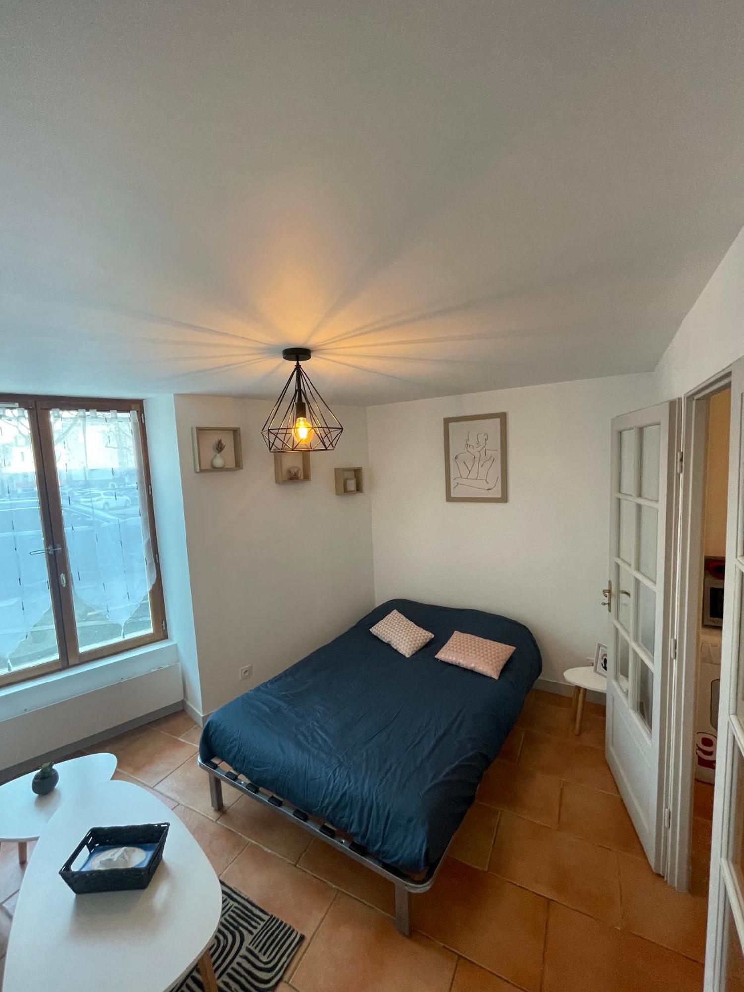 Appartement Coeur De Ville อองเชร์ ภายนอก รูปภาพ